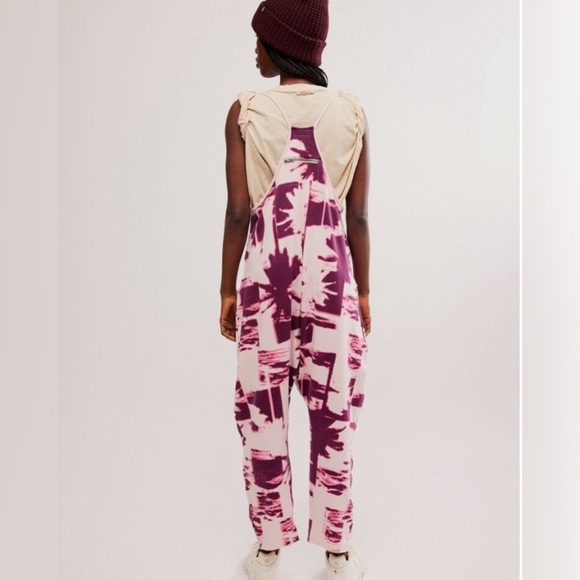 Free People MovementHot Shot Printed Onesie in Palm Beach Pink Combo Sz L NWT - Picture 8 of 12